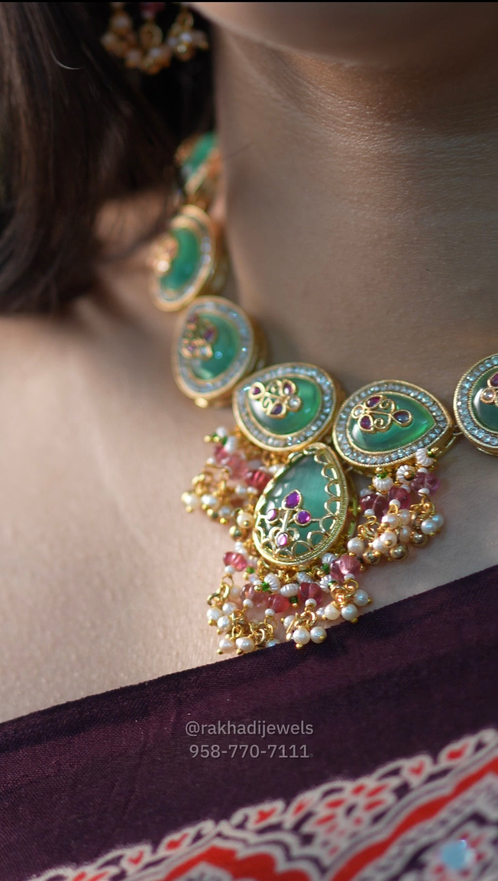 Green stone jewellery set