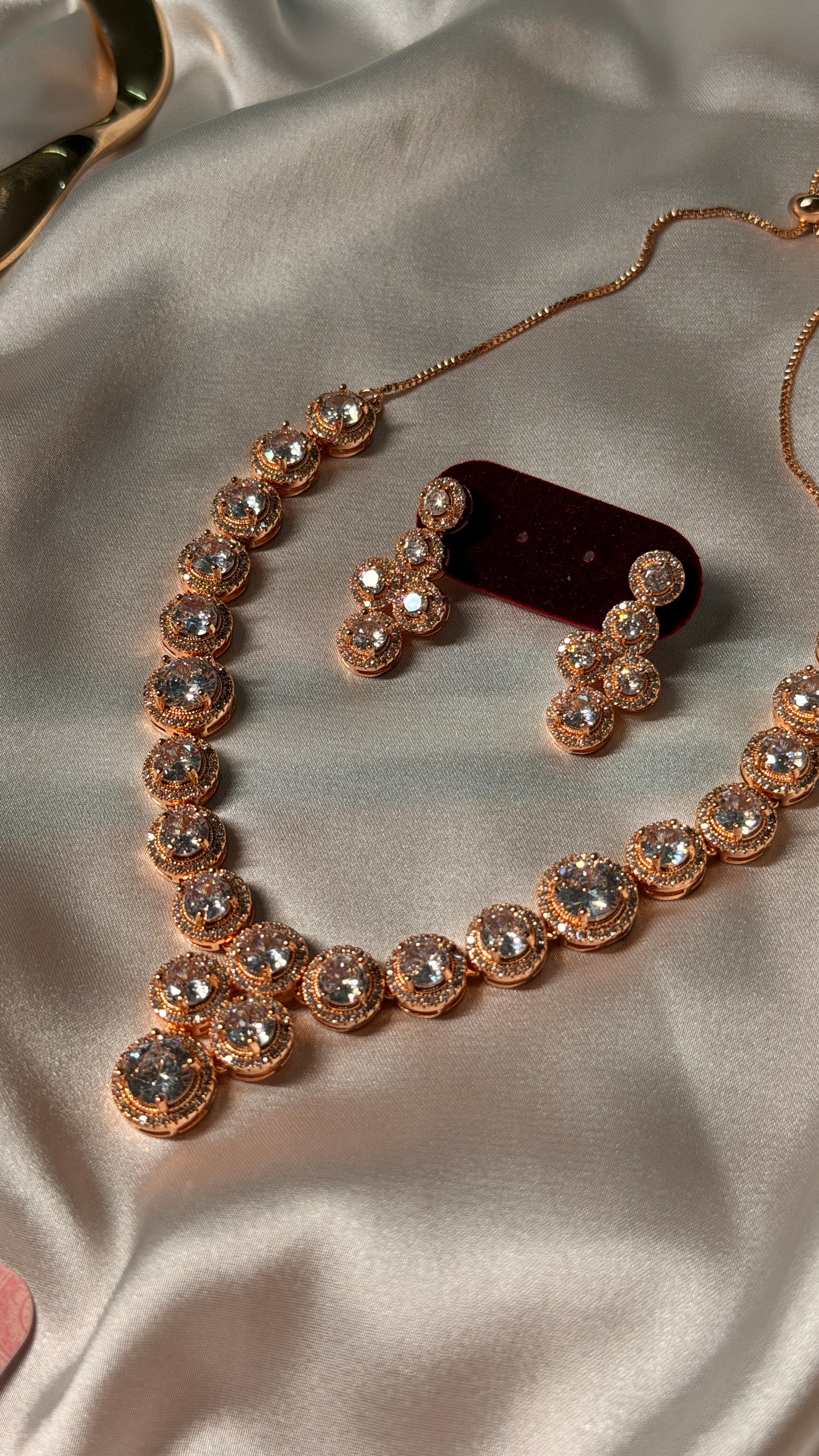 Rose gold Ad set
