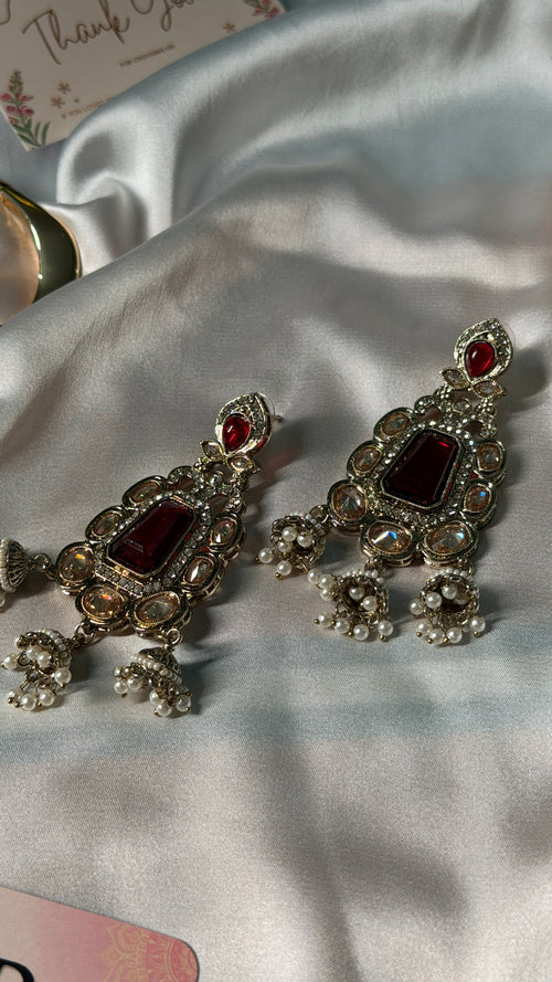 Beautiful Diamond earring