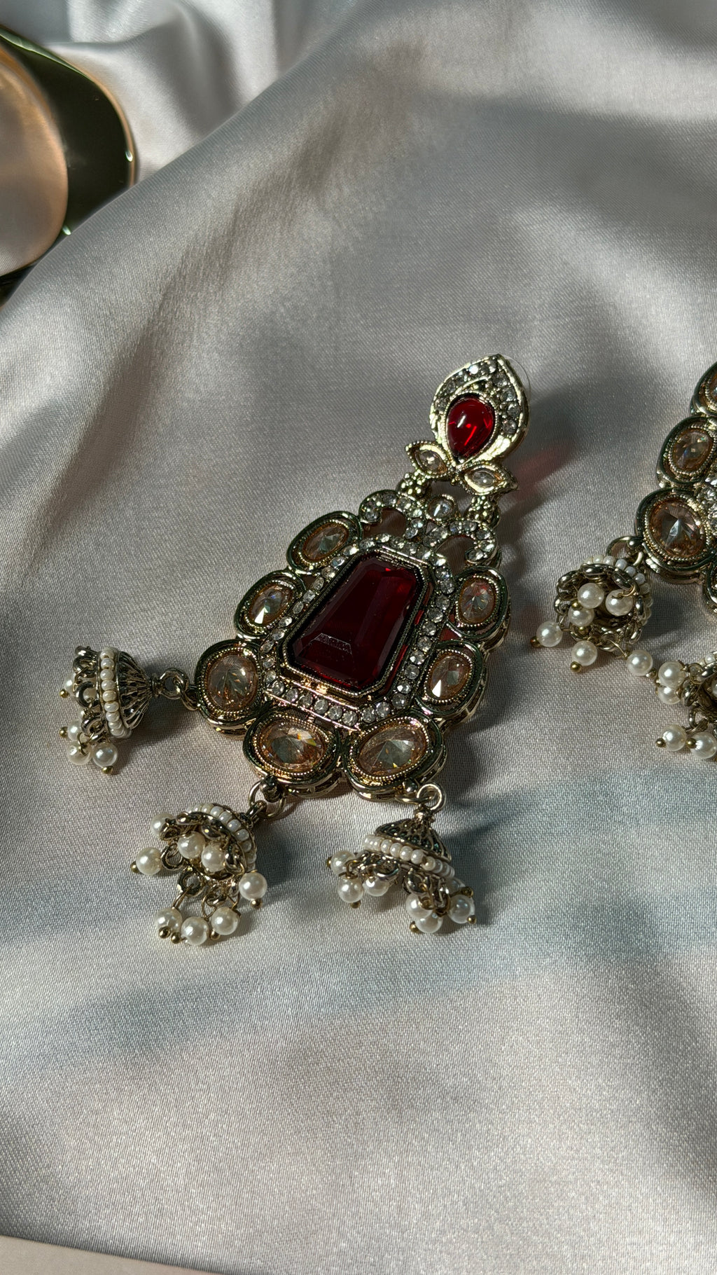 Beautiful Diamond earring