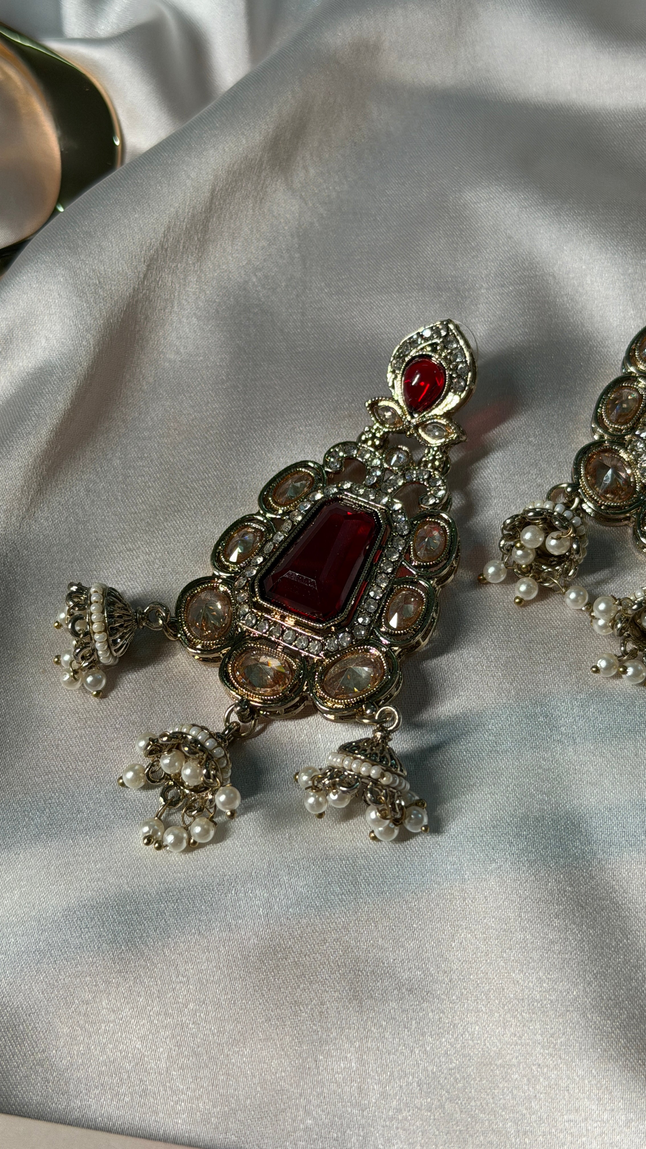 Beautiful Diamond earring